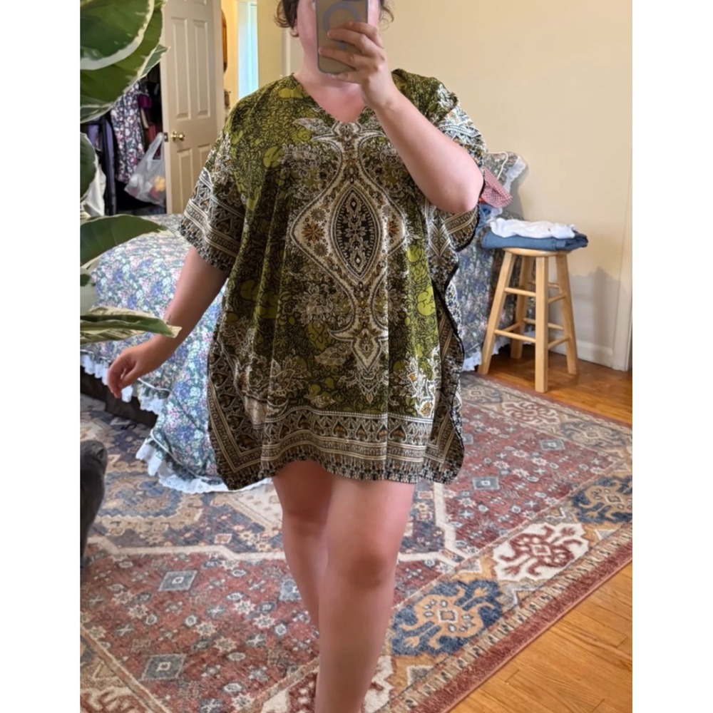 Step In Style Women's One Size Olive Paisley Kaftan Tunic Poncho Boho